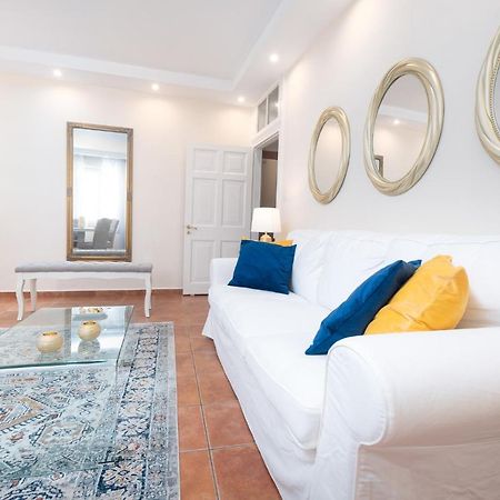Old Town Gem - Elegant Guilford Apartment Korfu Dış mekan fotoğraf