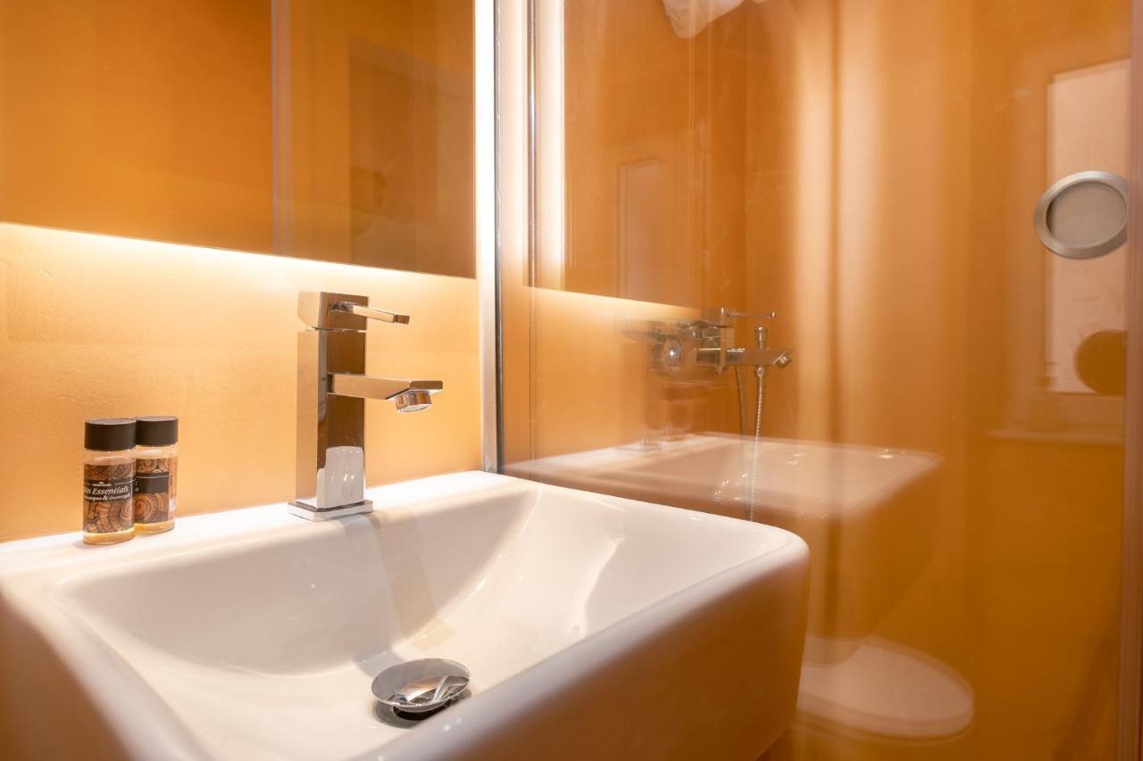 Old Town Gem - Elegant Guilford Apartment Korfu Dış mekan fotoğraf